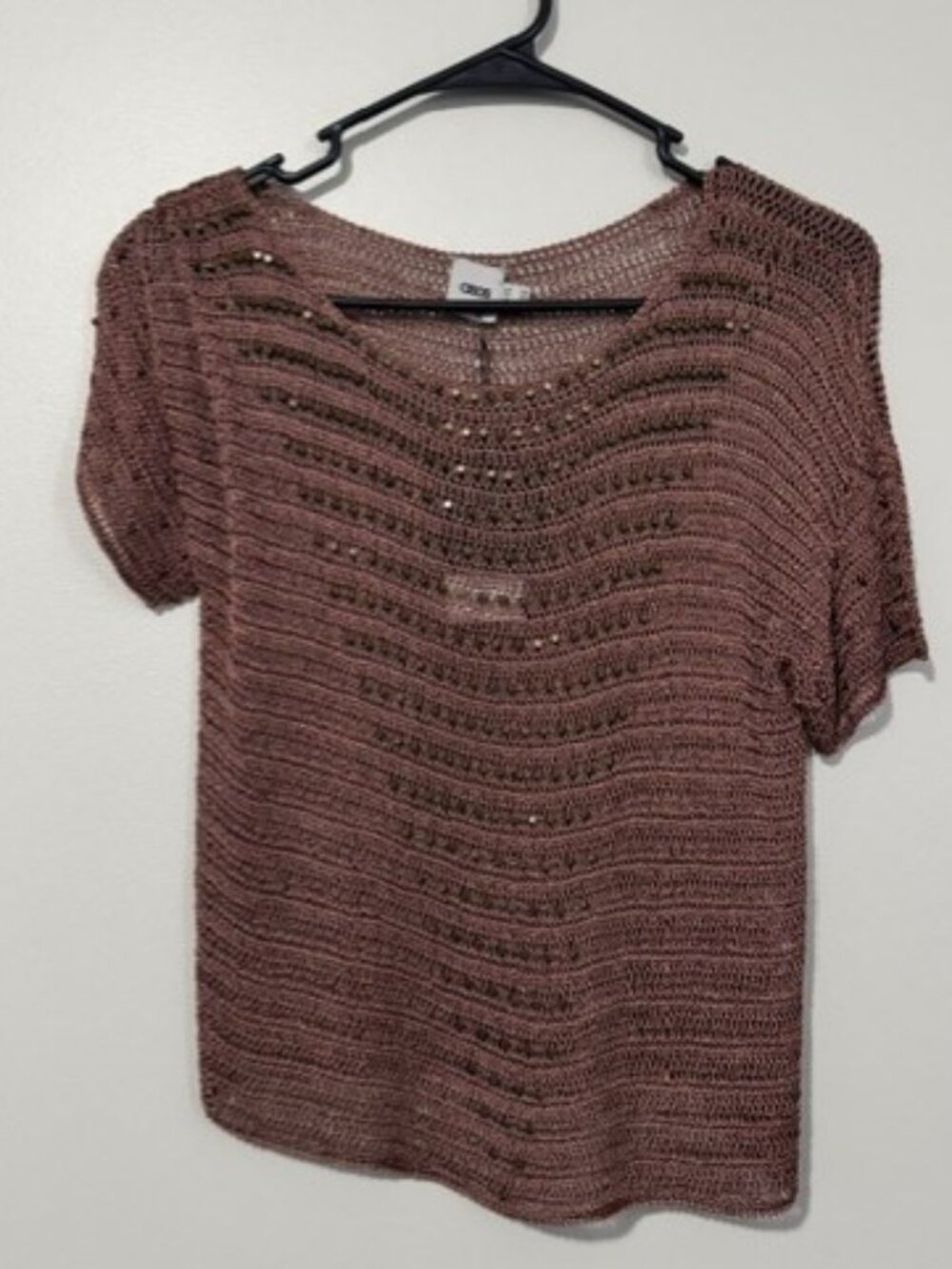 Woman's ASOS Short Sleeve Top Open Knit w Rose Gold Embellishments Size XXS